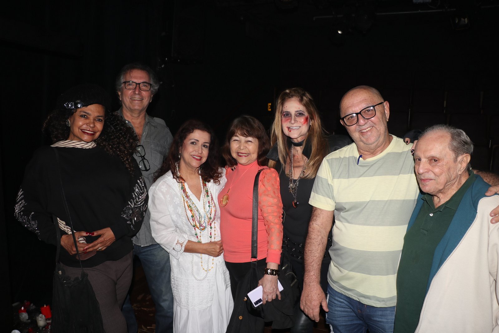 Adele Fatima com o marido Marcelo Carneiro, Samira Azeredo, Sevy Lima, Gisela Markenson, Diretor Lauro Senna e Ricardo Markenson