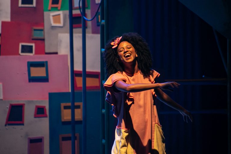 A menina do meio do mundo - Elza Soares para Crianças - Merícia Cassiano - Foto Junior Mandriola