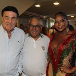 Presidente da Liesa Jorge Perligeiro, Presidente da Grande Rio Jayder Soares e a Musa Adriana Bombom