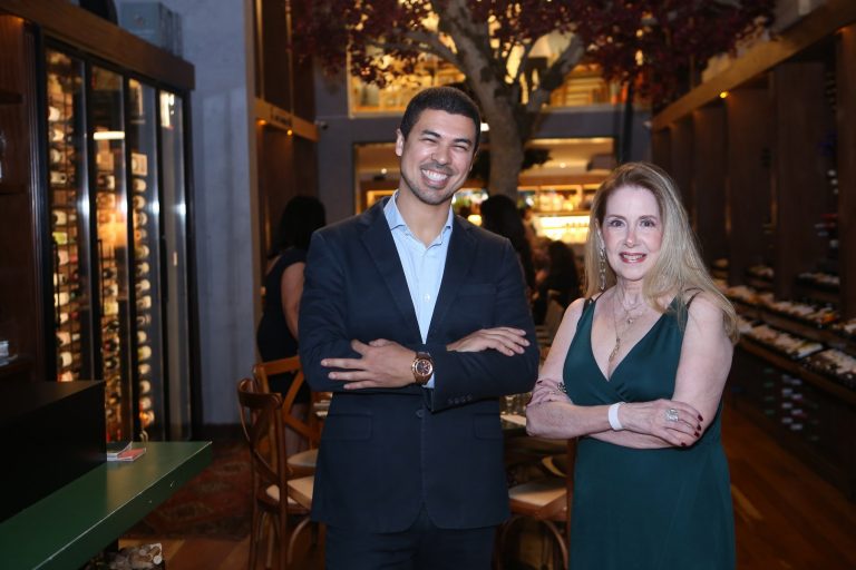 Alex Correa e Nelma Canellas