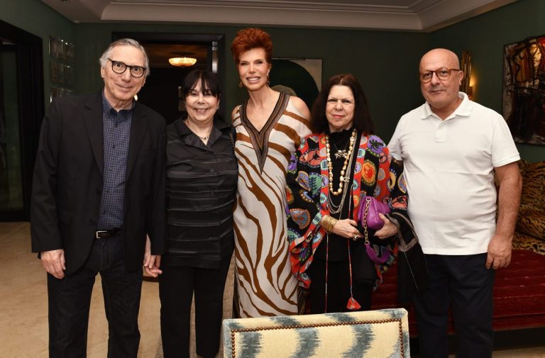 _DSC5422 - Carlos Zilio e sua mulher Carmen , Dulce Goettems ,Vanda Klabin e Emilio Kalil - DEZ 2022 - CG