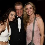 _DSC5974 - Giuseppe Oristanio entre sua filha Julia e sua mulher Silvana - ABL - DEZ 2022- CG