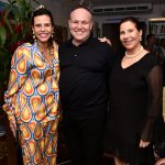 _DSC6769 - Paulo Muller entre as irmãs Narciza e Alice Tamborindeguy - DEZ 2022 - CG