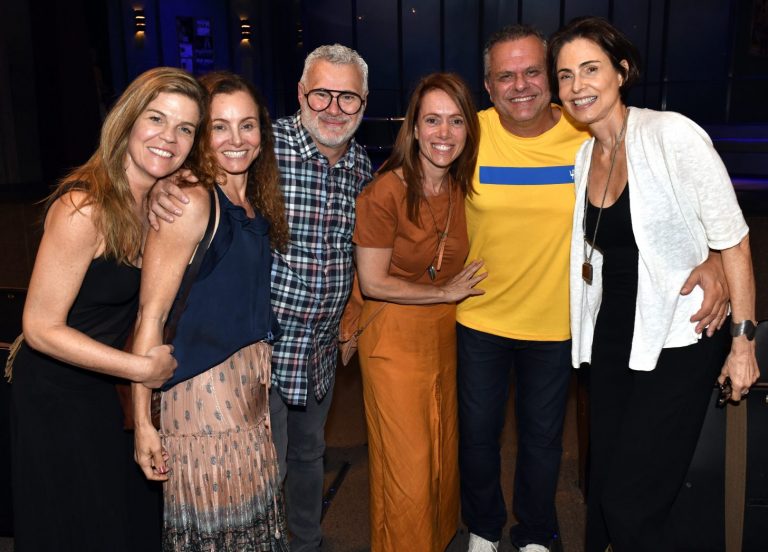 _DSC8342 Luisa Thiré , Carolyna Aguiar , Tadeu Aguiar , Bel Kutner , Leonardo Franco e Silvia Pfeifer - JAN 2023 - CG