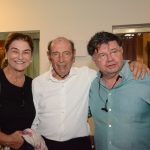 Lea e Israel Klabin com Marcelo Madureira