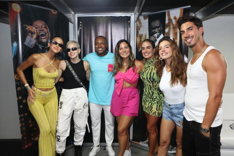 Marcella Rica, Bruna Marquezine, Giovanna Lancellotti, Carol Peixinho, Thiaguinho,Carol Sampaio e Gabriel David 7R0A3830