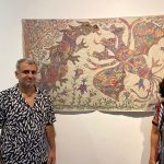 Eduardo Cavalcanti e sua mãe, Dinah Guimarães, curadora da exposição de Papi
