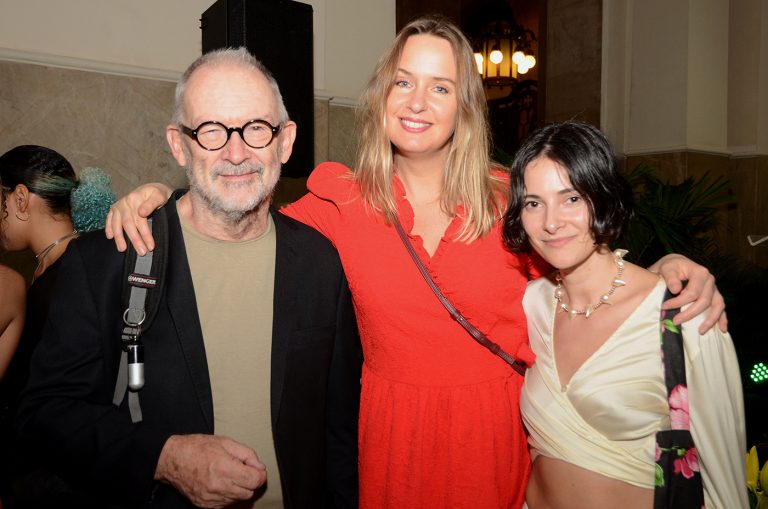 Charles Watson, Lonneke Gordijn e Jenela Kostova