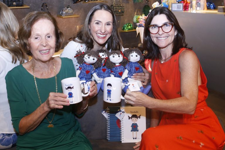 _MG_3838-Dra Rosa Célia, Laila Cavalcante e Dra Isabela Rangel