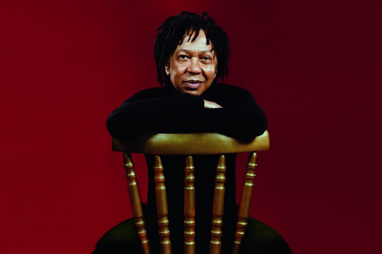 DJV22201_DJAVAN_DIVULGACÃO_ALBUM_15x10_LAYOUT_02_11