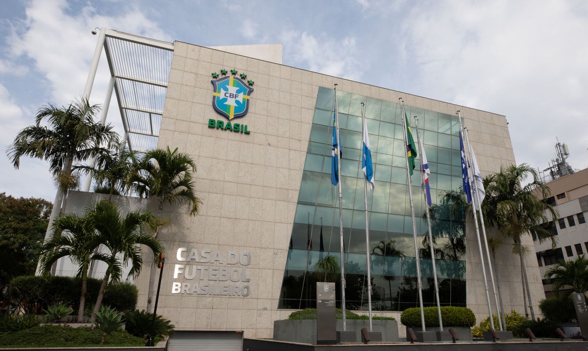 sede_da_confederacao_brasileira_de_futebol_cbf_na_barra_da_tijuca.0809210152