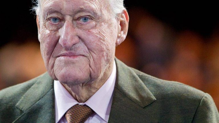 w940_h528_x470_y264_3ffeb48a78f0242e