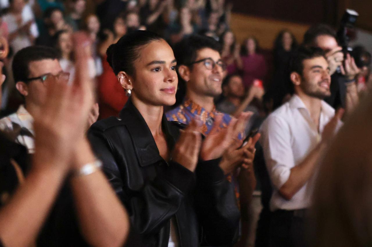 Bruna Marquezine 07d4