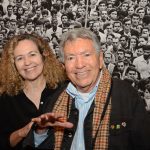 Evandro Teixeira e sua filha Carina Almeida