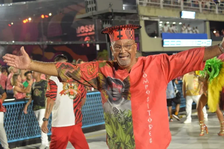 Porto-da-Pedra-recebe-sambas-concorrentes-na-proxi0013755400202308010857-ScaleDownProportional