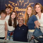 Gilberto Ururahy e sua família no lançamento de seu livro Saude e Prevenção