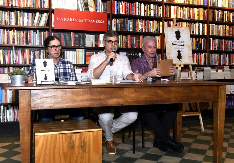 _DSC5534 Geraldo Carneiro , Carlos Cardoso e Antônio Carlos Secchin - OUT 2023 - CG
