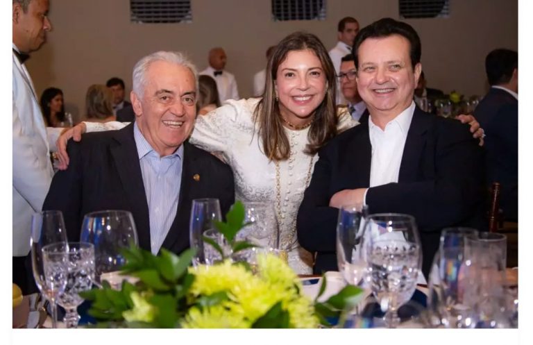 anna cristina recortada