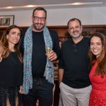 Alessandro Lombardi e Julia Dias Leite entre Anne e Erick Figueira de Mallo