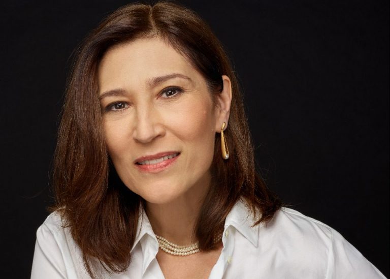 88129_BethGoulart_Foto_NanaMoraes_Bx