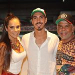 Diretor de Marketing da Liesa Gabriel David entre Moana e Presidente dse Hora da Grande rio Leandro Soares