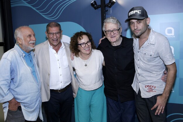 _MG_1214-Roberto Menescal, Roberto Mello(CEO abramus), Ivone Belém, Mauricio Einhorn e Donatinho