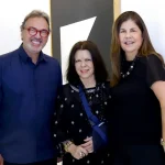 01-Carlos-Muniz-Vanda-Klabin-e-Patricia-Costa-768x693