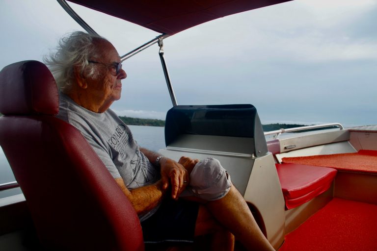 Zelito chegando a Alter do Chão