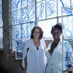 CH0A0101-Ana Coutinho e Keyna Eleison(curadora da exposição))