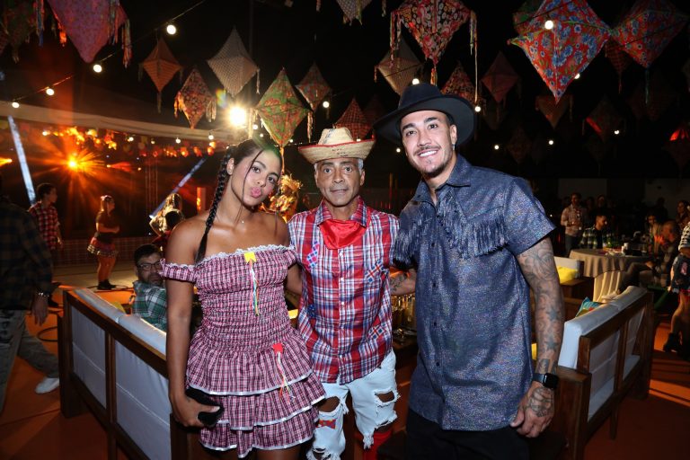 Isabella, Romario e Romarinho