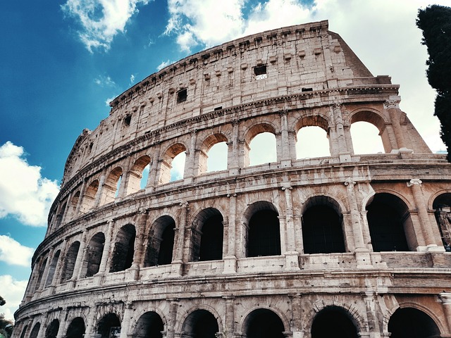 colosseum-4544105_640