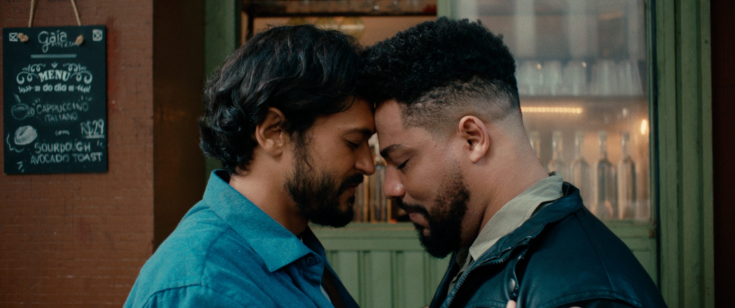 Curta-metragem de Thassilo Weber e Vitória Fallavena será exibido no Festival Rio LGBTQIA+