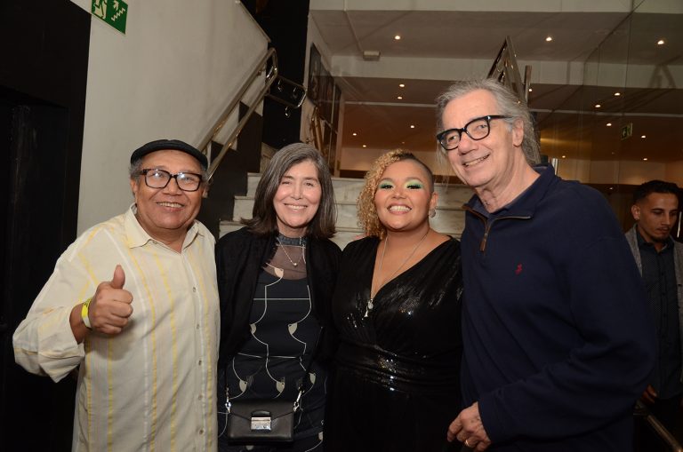Renato Piau, Carol Rosman, Alma Thomas e Bernardo Vilhena