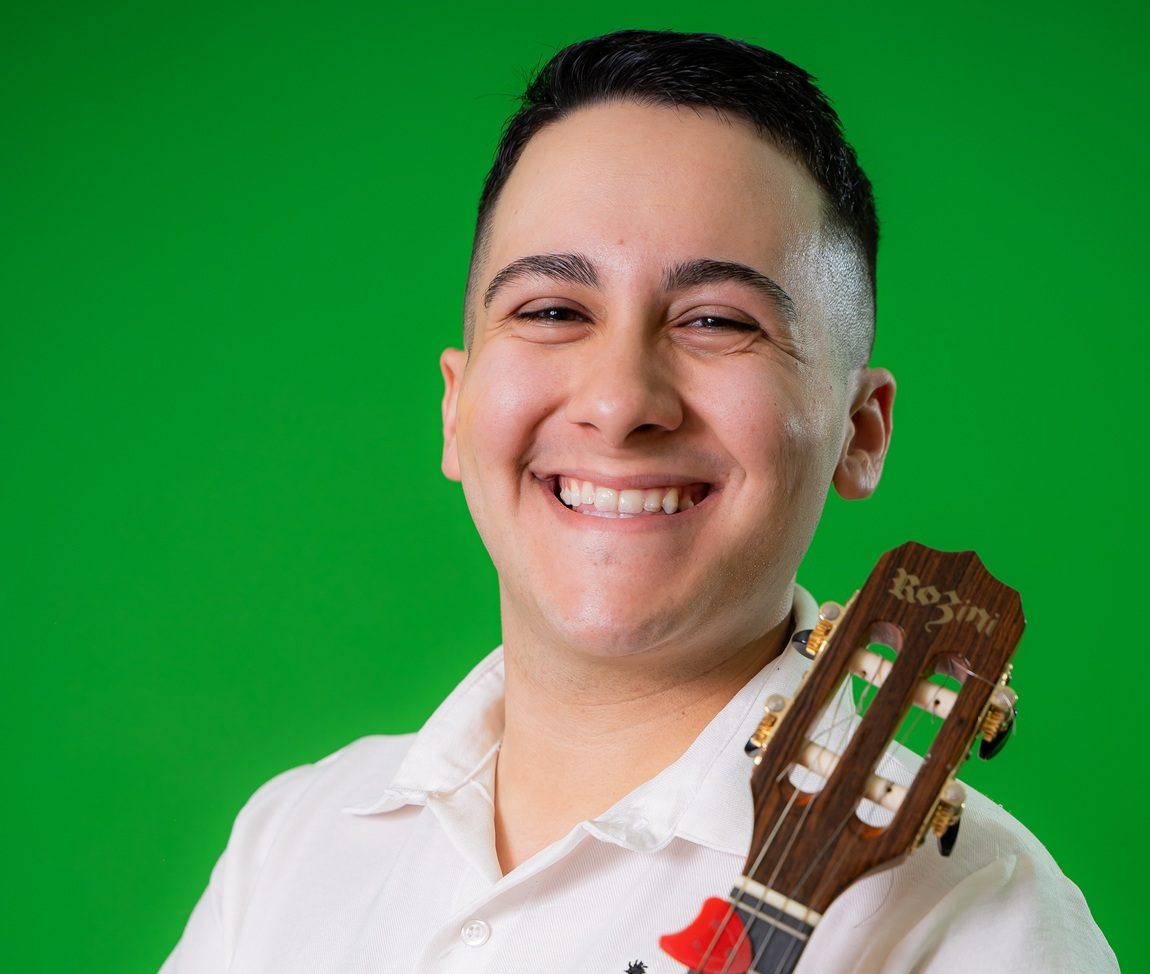 Enzo Belmonte lança audiovisual no Dia Nacional da Umbanda.