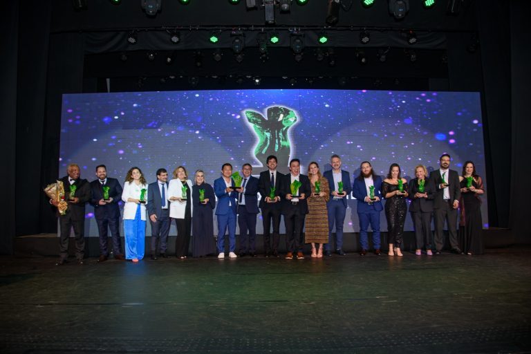 Prêmio Atualidade Cosmética apresenta os finalistas do “Oscar da Perfumaria”