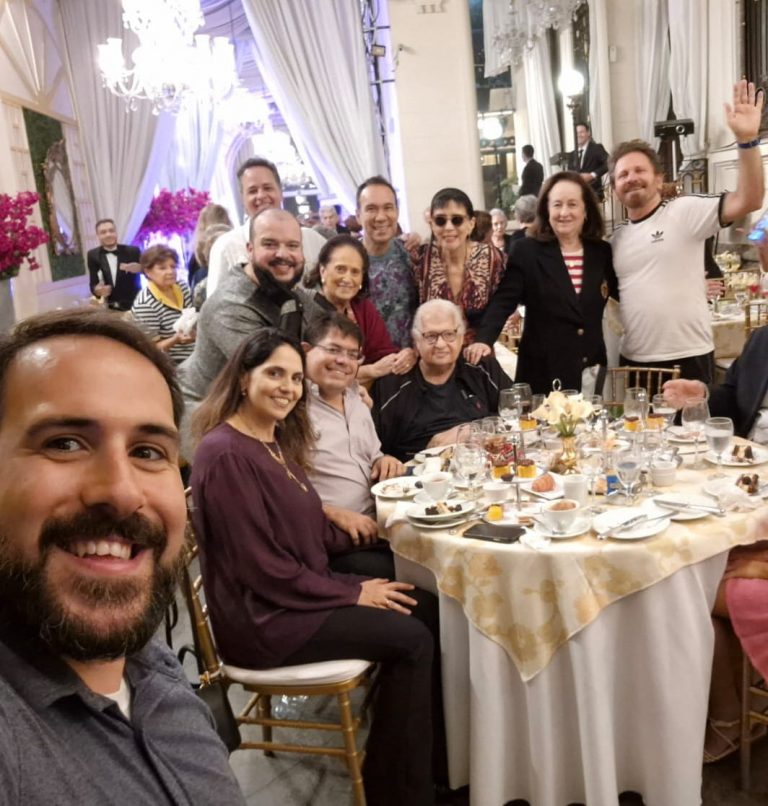 Fábio Judice e Belita Tamoyo homenageados no Chá Musical da Casa Julieta de Serpa