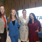 Sophie Bárbara, Bianca Gubbon, Magda Cotroff e Ellen Poponseli