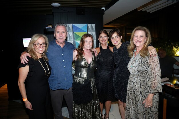 Adrianda Jansen, Kevin Altit e Ilona Altit, Cristiane Buchaul, Christiana Mariani e Luiza Tostes