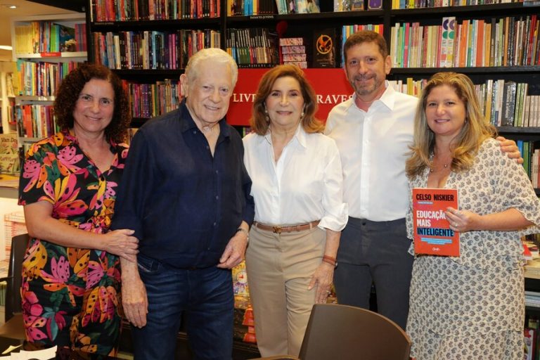 Andrea Niskier Ghelman, Arnaldo, Ruth e Celso Niskier e Sandra Niskier Flanzer