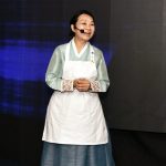 A cheff Regina Hwang