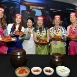 Isabel Swan , Carol Balds , Regina Hwang , Mari Bridi , Kika Gama Lobo e Christa Vogel Grael