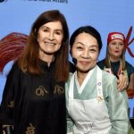Luciana Fróes e a cheff Regina Hwang