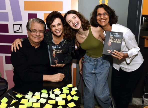 Flavio Marinho , Luciana Braga e sua filha Isabel Castello e Liliane Secco