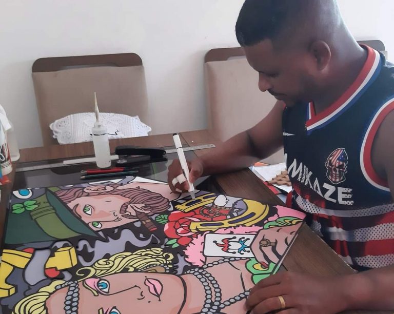 Exposição “Pipeiros” celebra a arte das pipas como identidade periférica