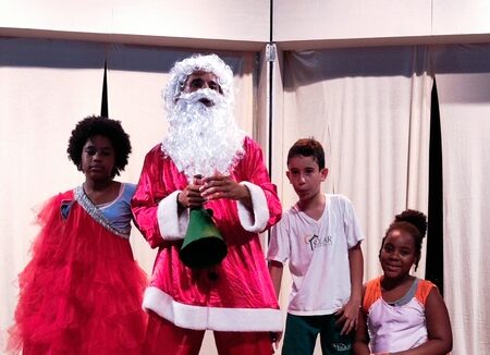 Ensaio auto de natal - Fotos Divulgação Solar Meninos de Luz (4) (1)