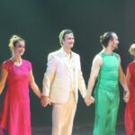 Gabriel Braga Nunes e bailarinos da Studio3 Cia. de Dança