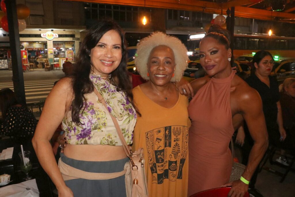 Isadora Ribeiro Dhu Moraes Adriana bombom