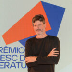 O vencedor do premio SESC de Literatura 2024, Ricardo Maurício Gonzaga