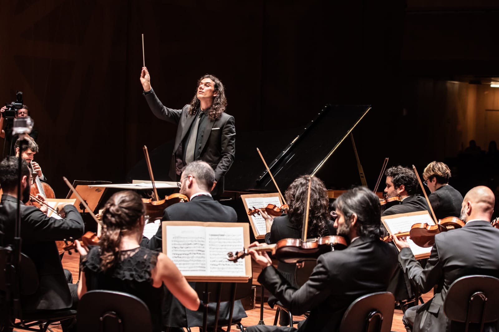 Teatro Riachuelo recebe o tradicional Concerto de Natal Solidário da Orquestra de Solistas do Rio de Janeiro