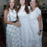 Manoela Ferrari, Ana Cecilia Chaves de Azevedo e Claudia Cury